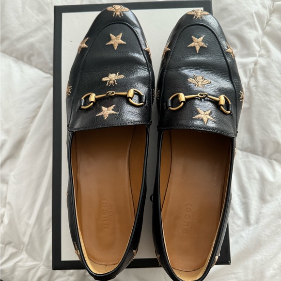 Shoes - Picture 3 of 7